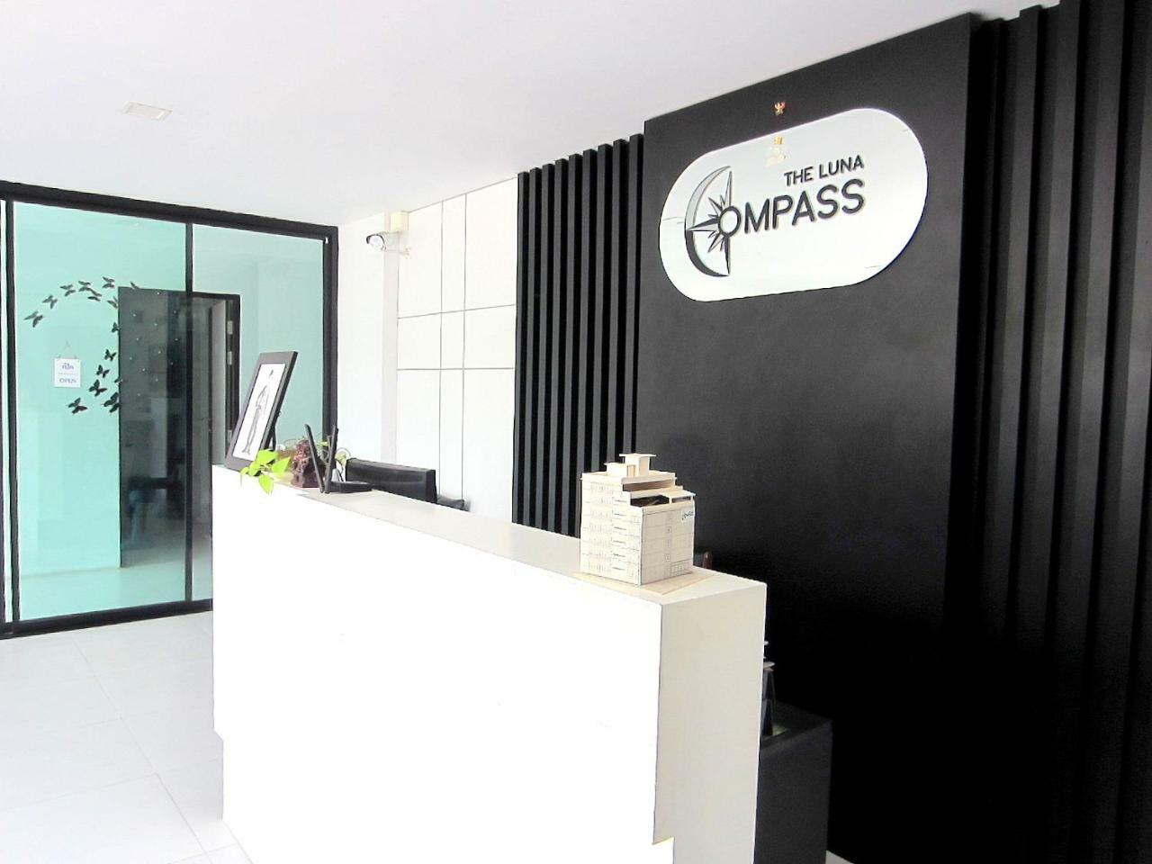 The Luna Compass Chiang Mai Bagian luar foto